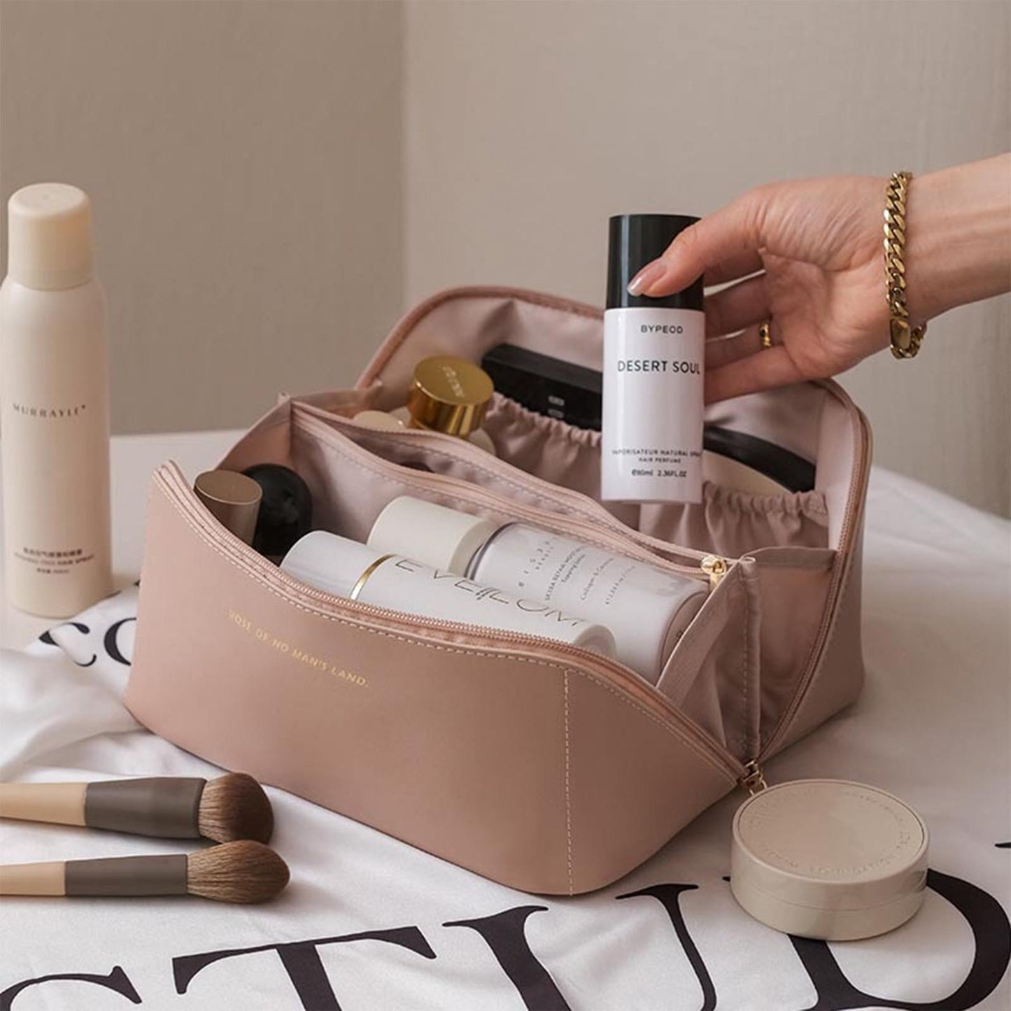 Portable Makeup Bag Opens Flat, Large-Capacity Travel Cosmetic Bag